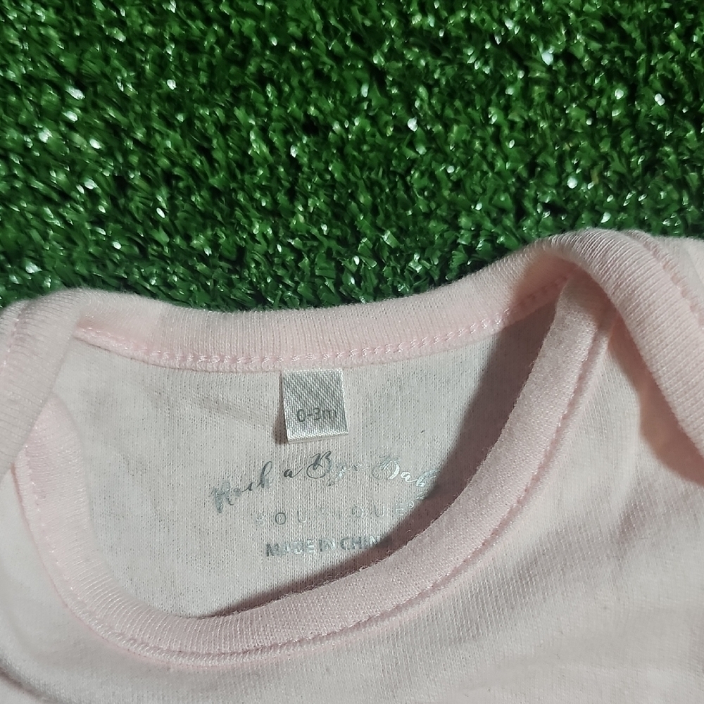 Charming Pink Unicorn Bodysuit for Kids - Picture 2 of 8